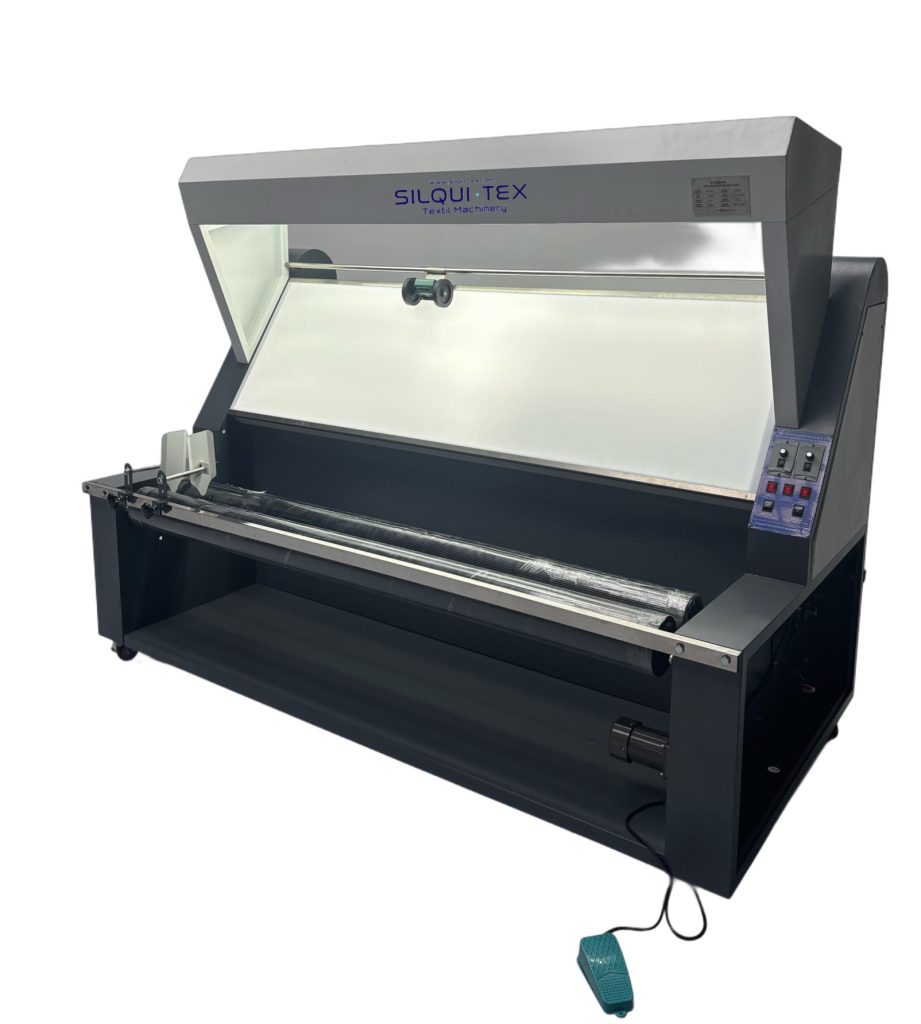 Revisadora de tela para control de calidad en procesos textiles. Ideal para tejidos planos o de punto. Incluye sistema de enrollado, iluminación superior y estructura metálica reforzada.